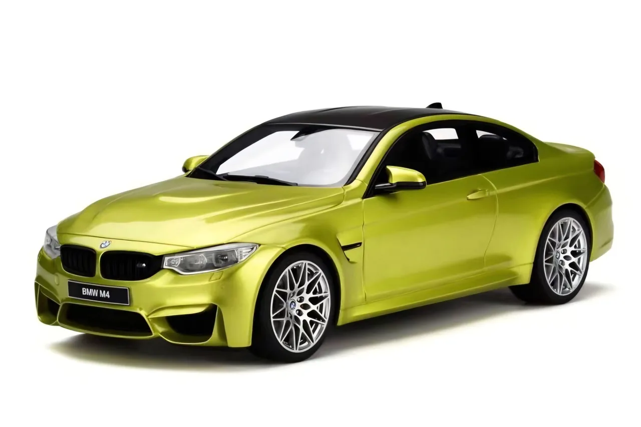 BMW BMW M4 Coupé F82车模实拍